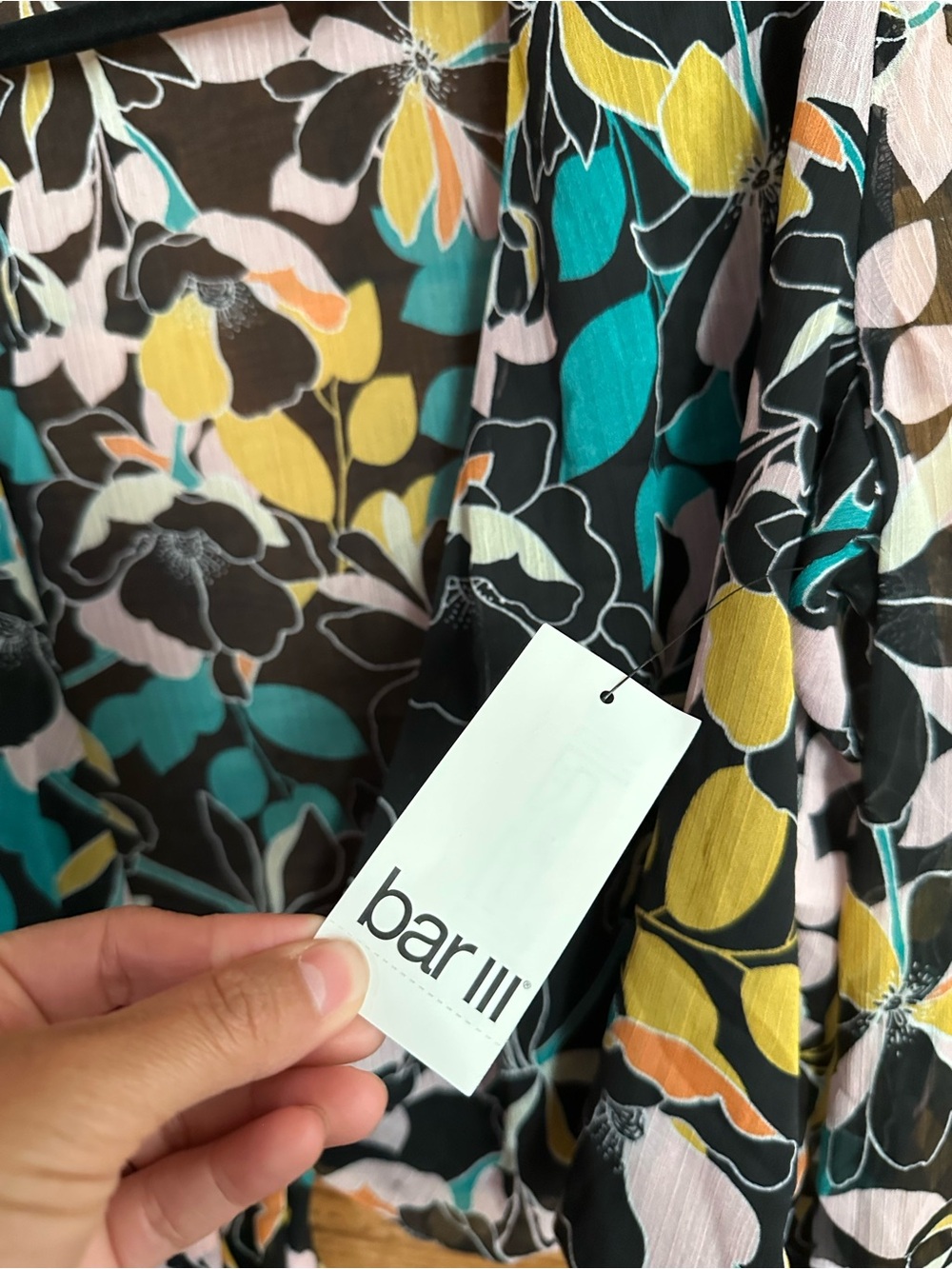 BAR III Wrap Top NWT - Picture 3 of 3